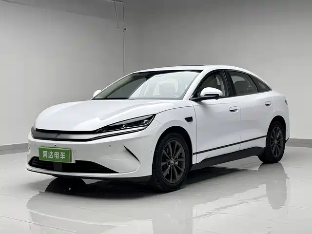 BYD QIN L 2025