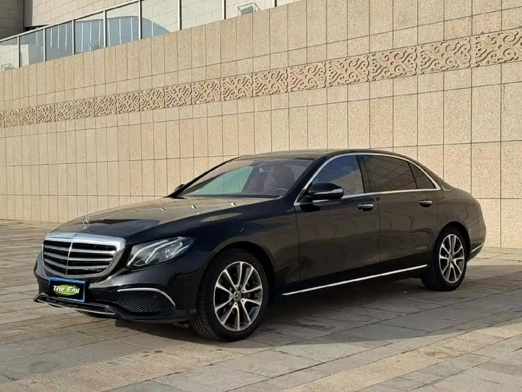 Mercedes-Benz E-Class — миниатюра 3