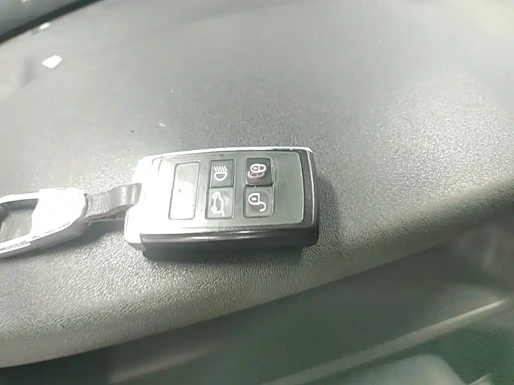Land Rover Discovery 2020 2.0T SE