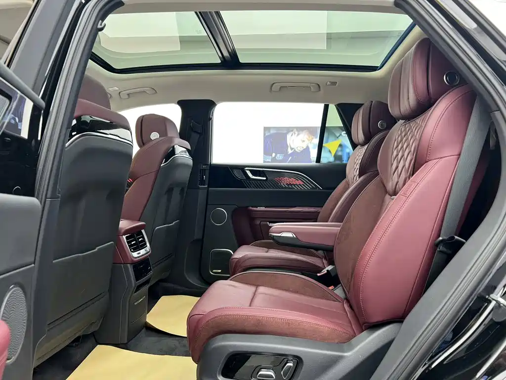Hongqi Hongqi E-HS9 — миниатюра 21
