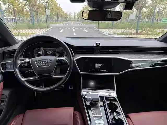 Audi A7L 2024 45TFSI S-line