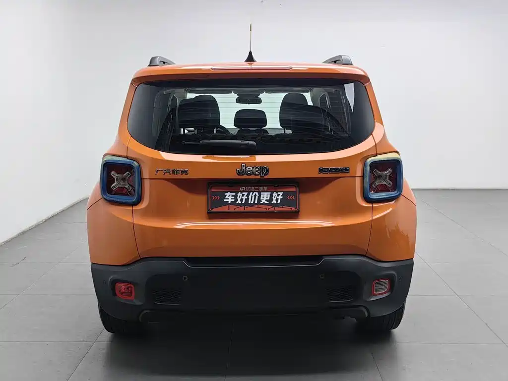 Jeep Renegade — миниатюра 4