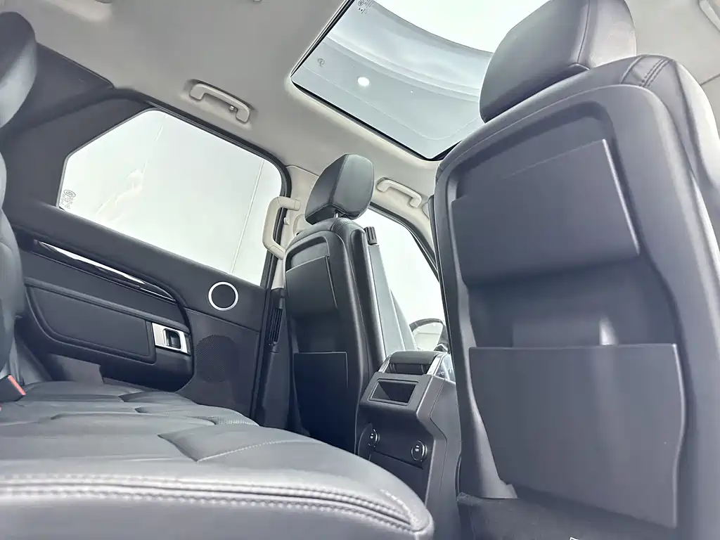 Land Rover Discovery — миниатюра 13