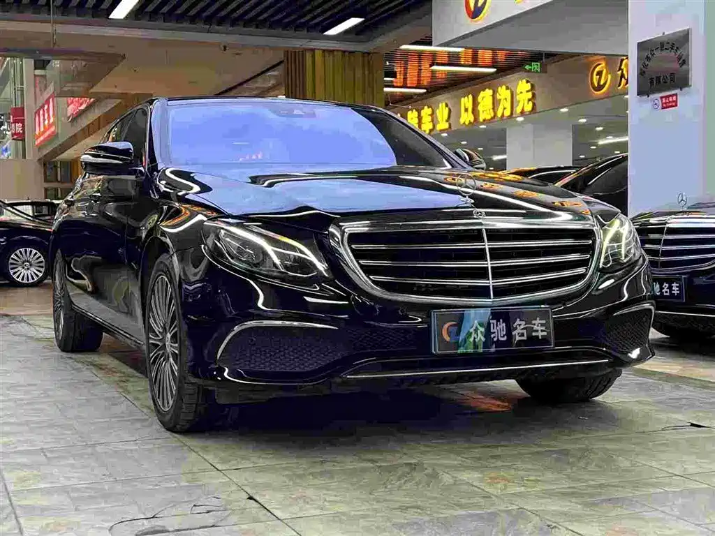 MERCEDES-BENZ E CLASS