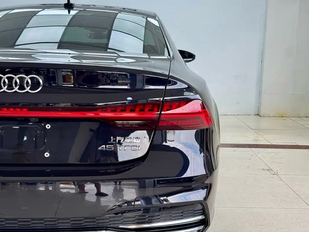 Audi A7L — миниатюра 20