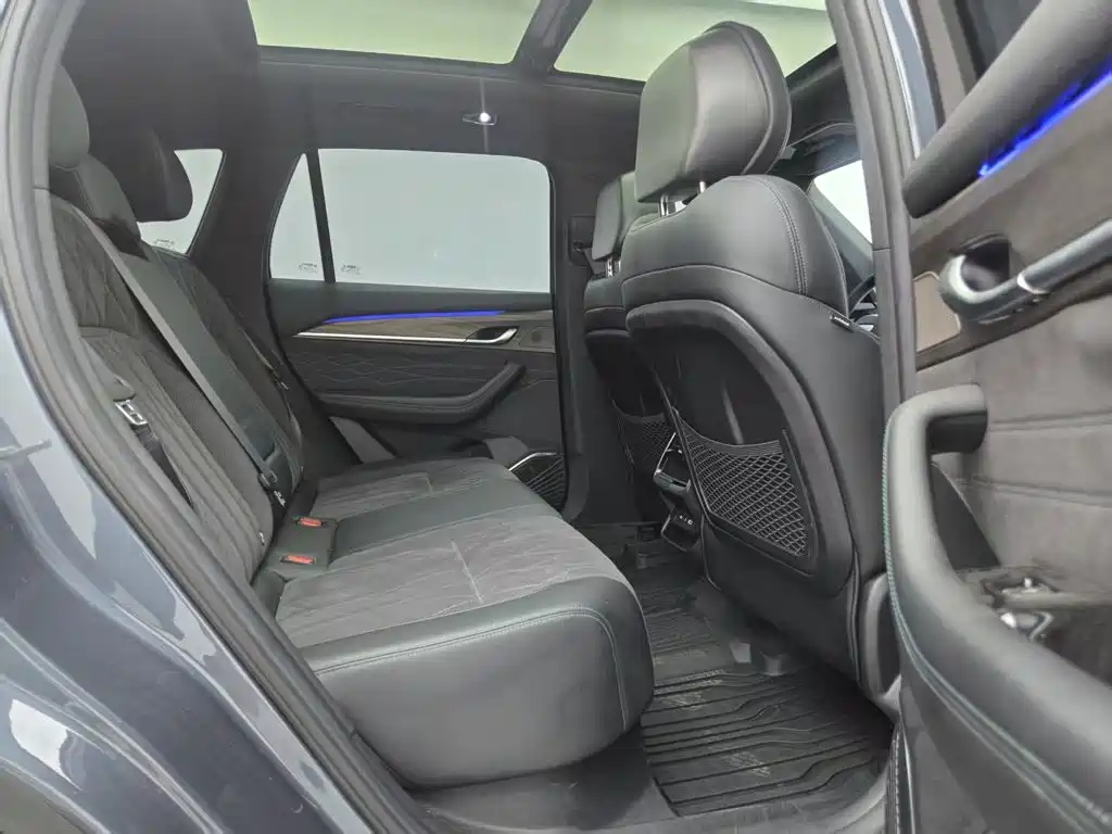 Geely Xingyue L — миниатюра 2