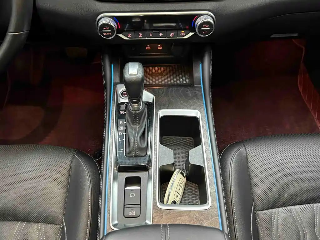 Nissan Teana — миниатюра 10
