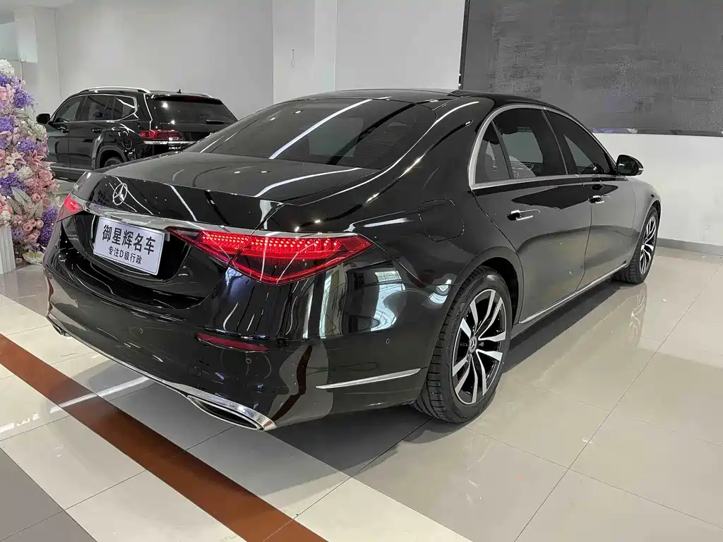 Mercedes-Benz S-Class — миниатюра 5
