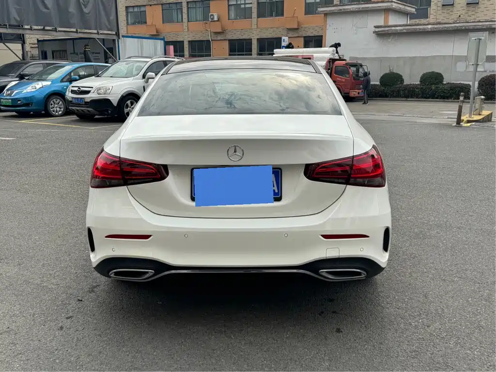 MERCEDES-BENZ A CLASS