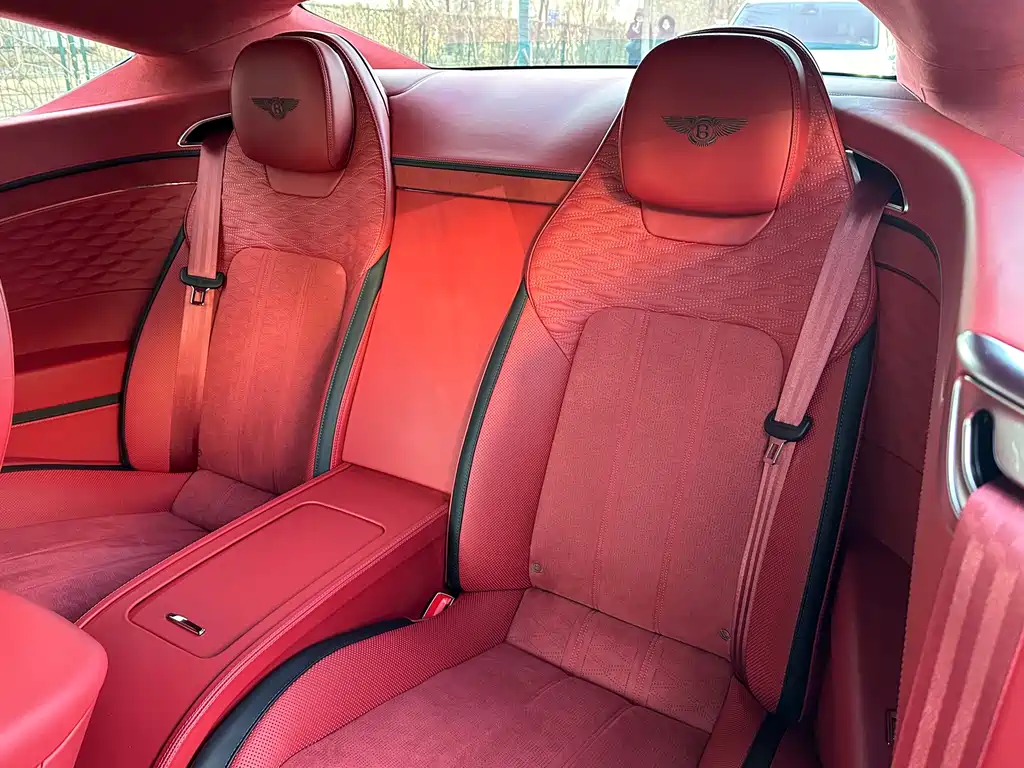 BENTLEY CONTINENTAL PLUG IN HYBRID