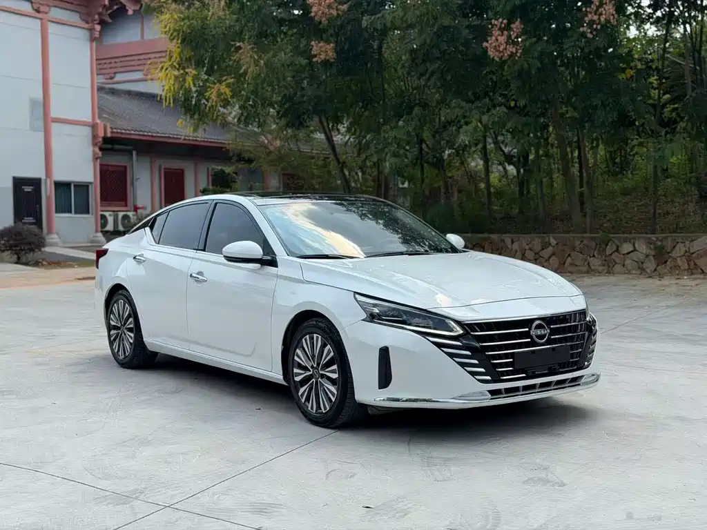 Nissan Teana — миниатюра 3