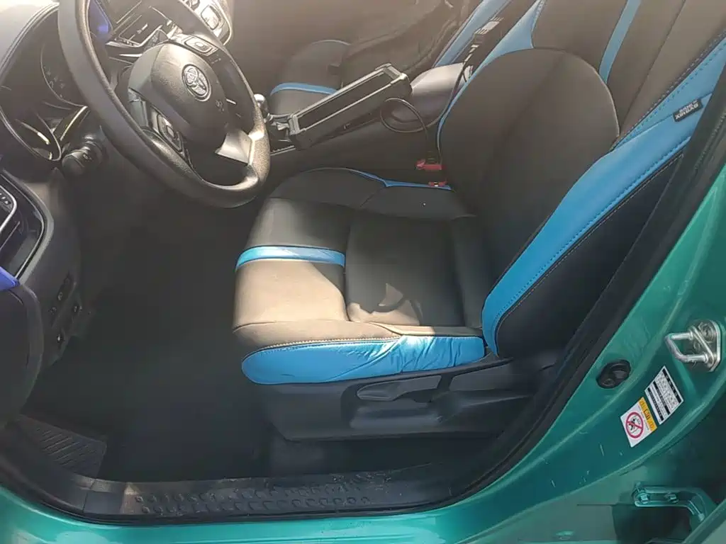 Toyota C-HR — миниатюра 15