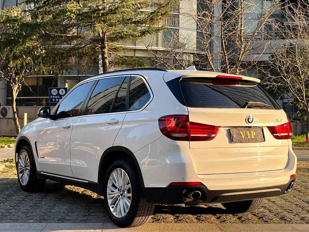 BMW X5 (Import) — миниатюра 11