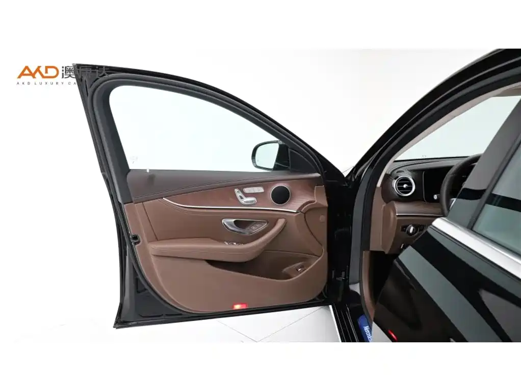 Mercedes-Benz E-Class New Energy — миниатюра 10