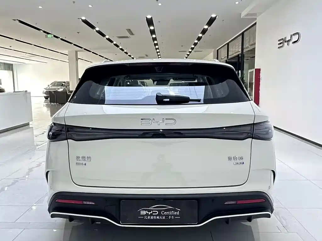 BYD Seal 06 DM-i Touring — миниатюра 10