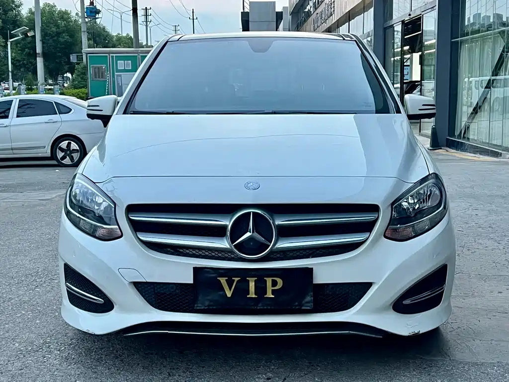 Mercedes-Benz B-Class — миниатюра 2