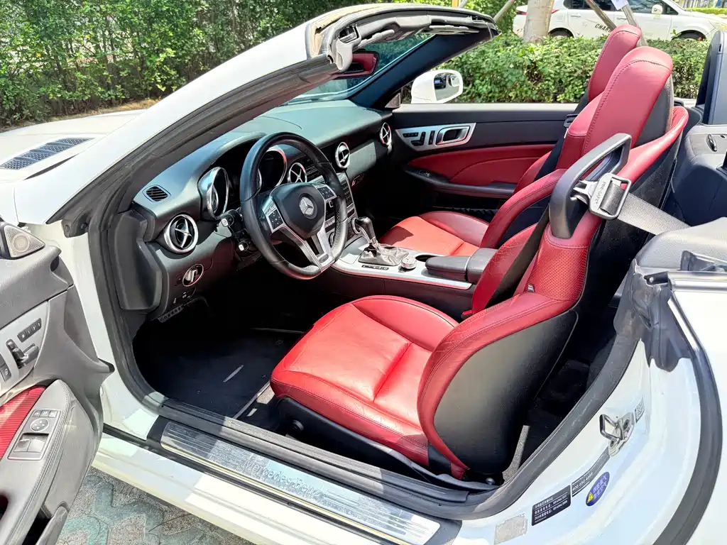 Mercedes-Benz SLK 2011 SLK 200 Fashion
