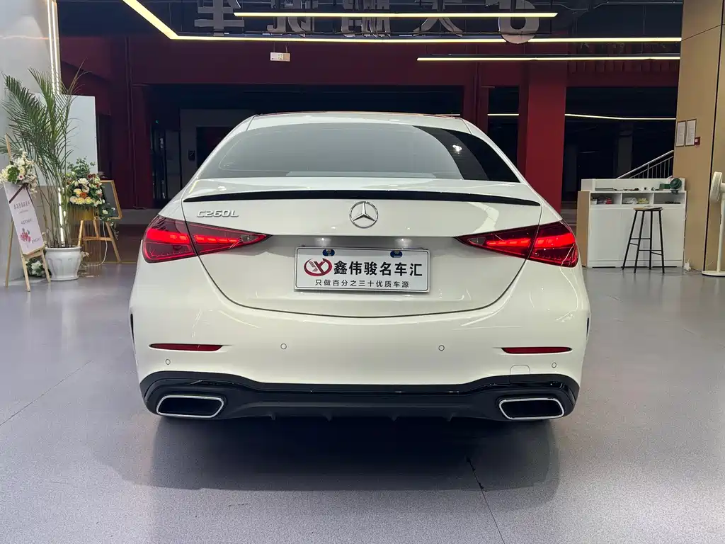 Mercedes-Benz C-Class — миниатюра 17
