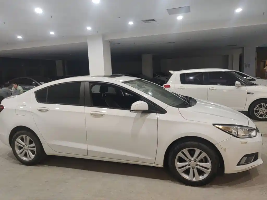 Chevrolet Cruze — миниатюра 26