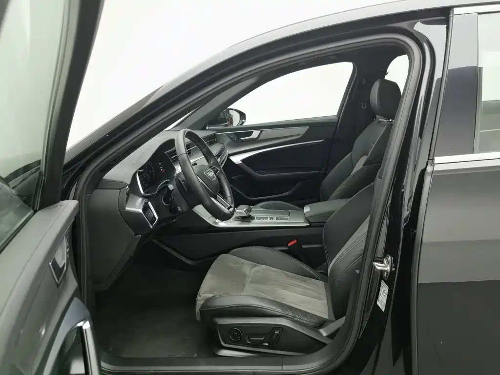 Audi A6L New Energy — миниатюра 10
