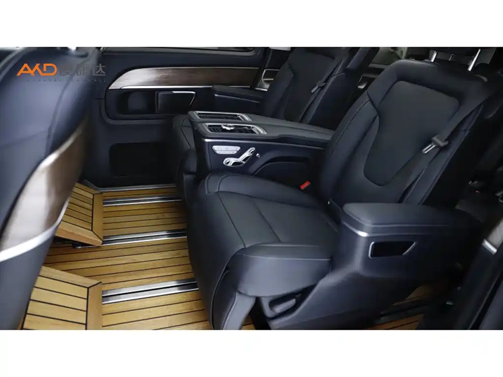 Mercedes-Benz V-Class — миниатюра 7