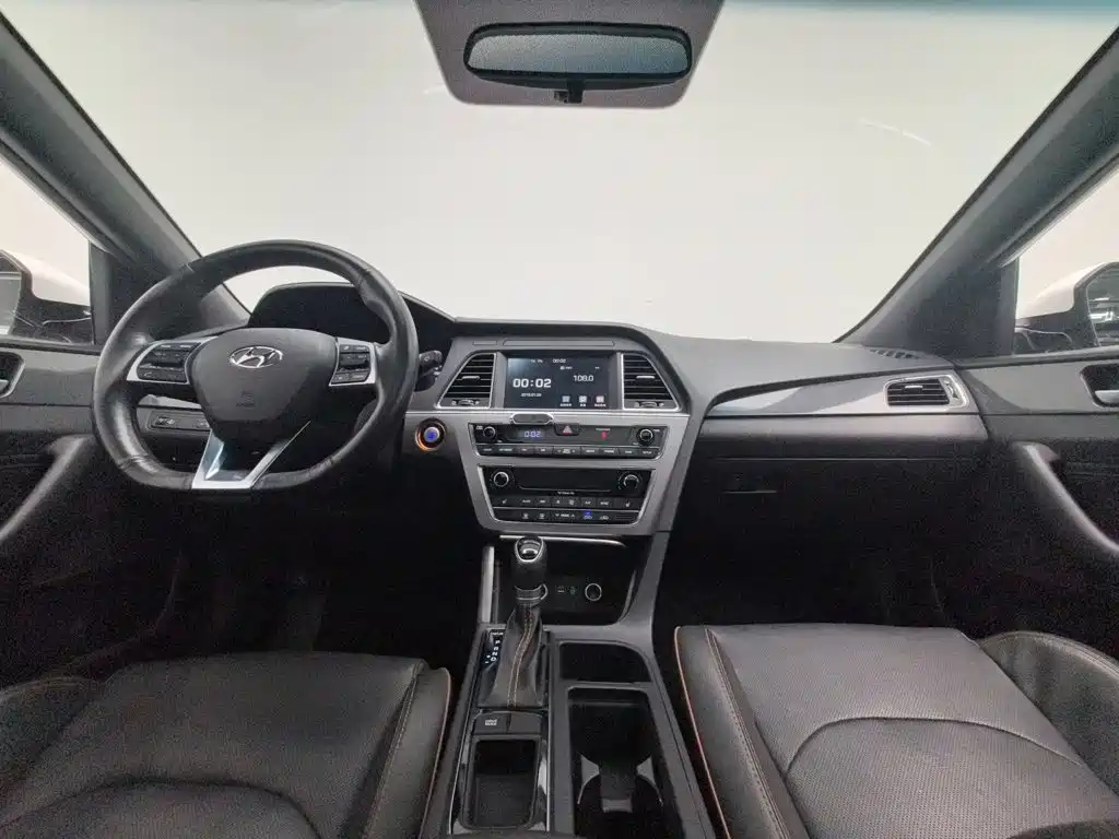 Hyundai Sonata — миниатюра 5