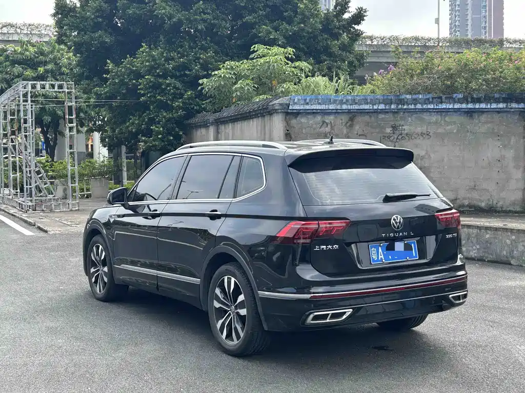Volkswagen Tiguan L — миниатюра 4