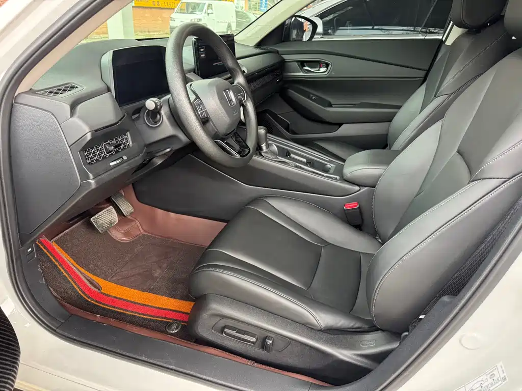 Honda Accord — миниатюра 7