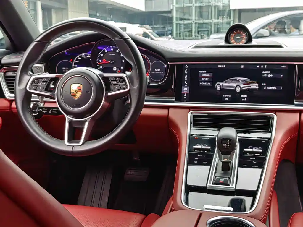 Porsche Panamera — миниатюра 18