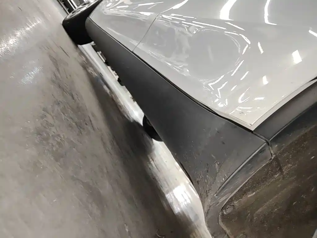 Tesla Model Y — миниатюра 22