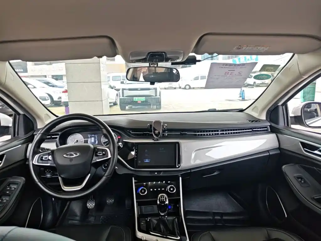 Chery Arrizo 5 — миниатюра 10