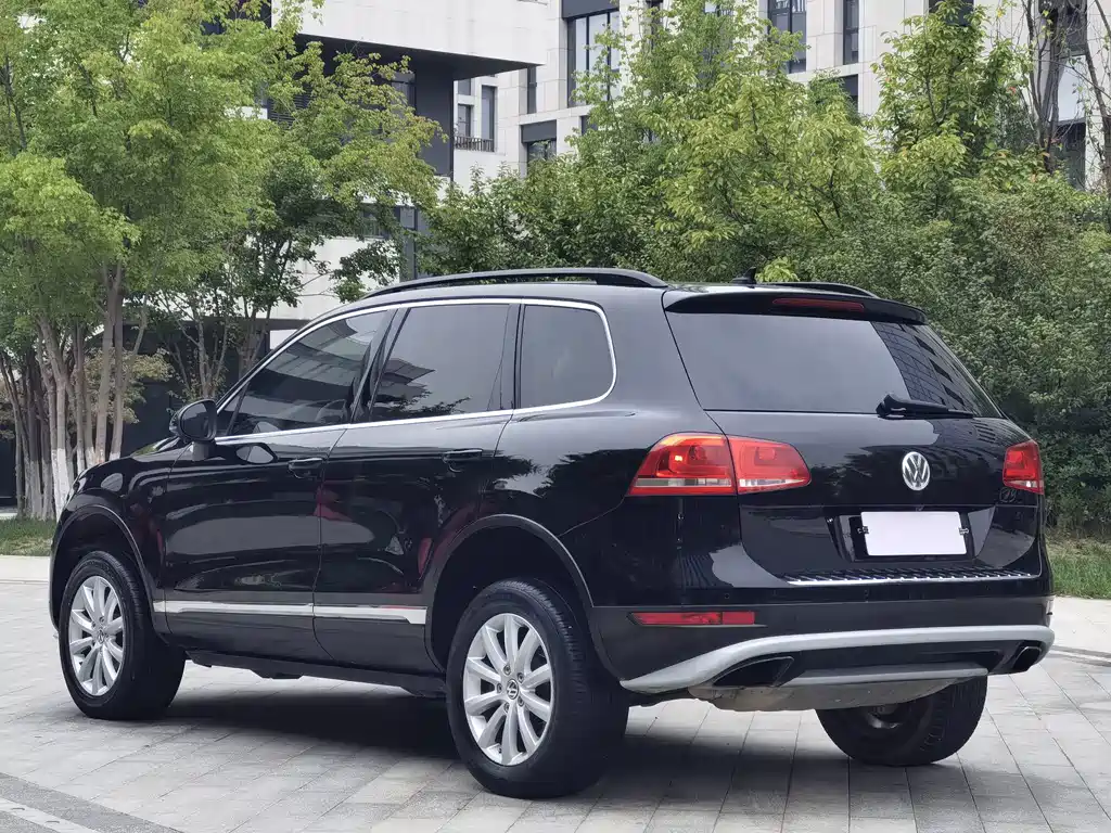 Volkswagen Touareg — миниатюра 5