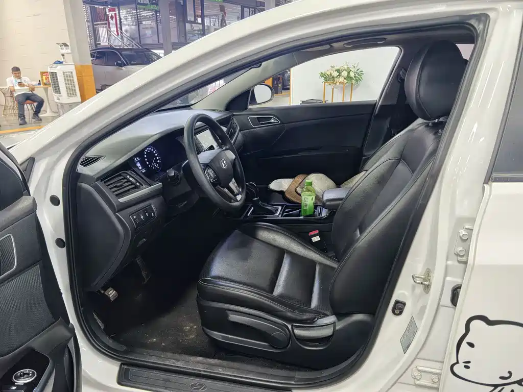 Hyundai Mistra — миниатюра 4