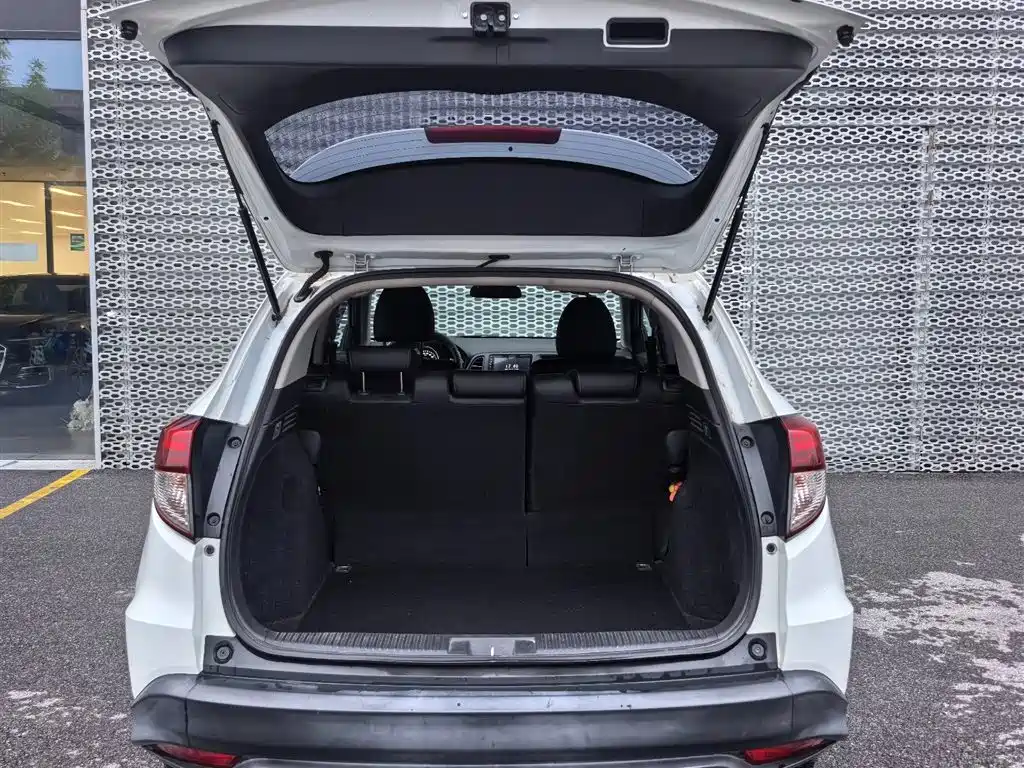 Honda Vezel — миниатюра 3