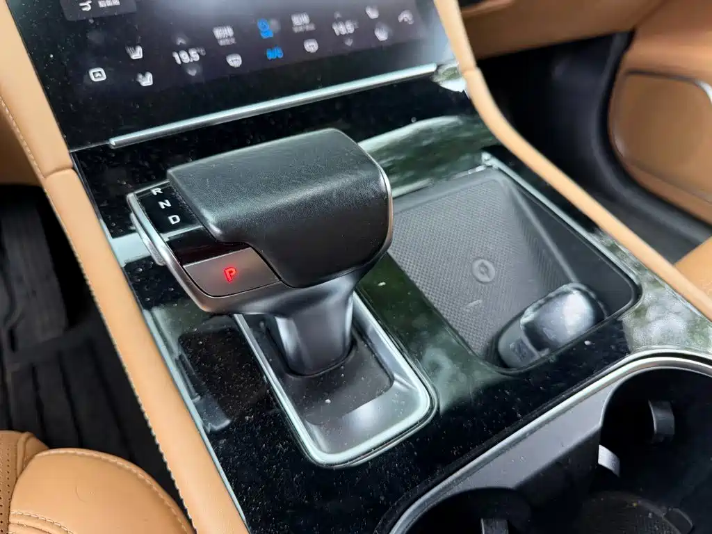 Li Auto Li ONE — миниатюра 9
