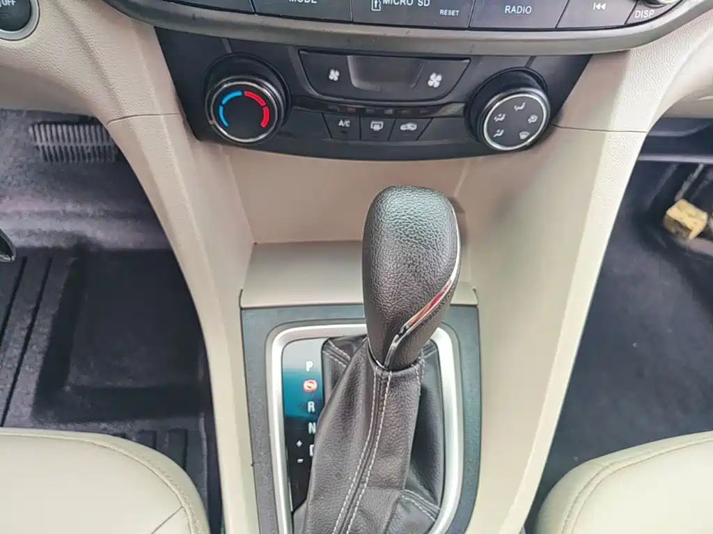 Buick Excelle — миниатюра 14