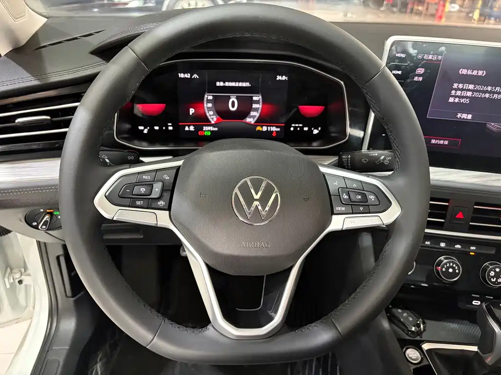 Volkswagen Sagitar — миниатюра 5