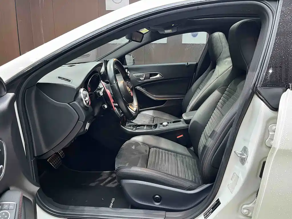 Mercedes-Benz CLA (Import) — миниатюра 11