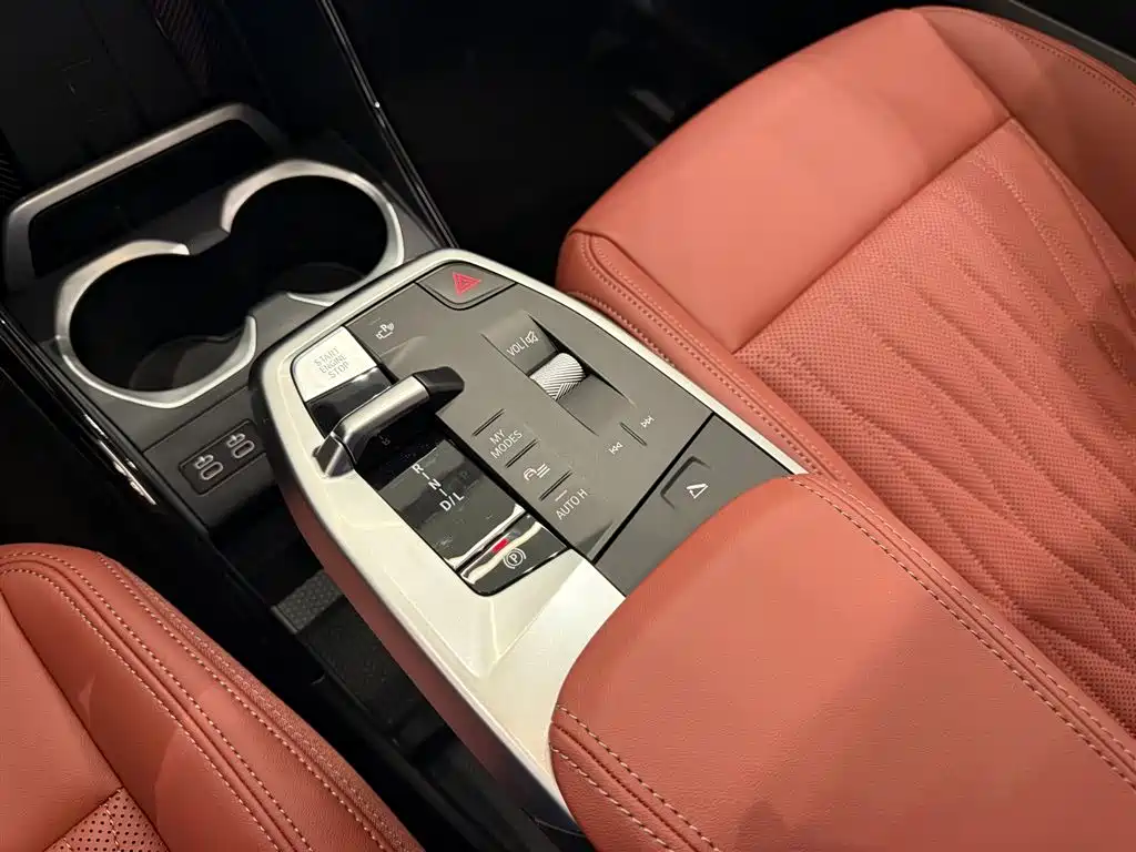 BMW X1 — миниатюра 5