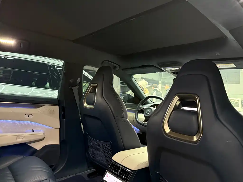 ZEEKR EXTREME KRYPTON 001