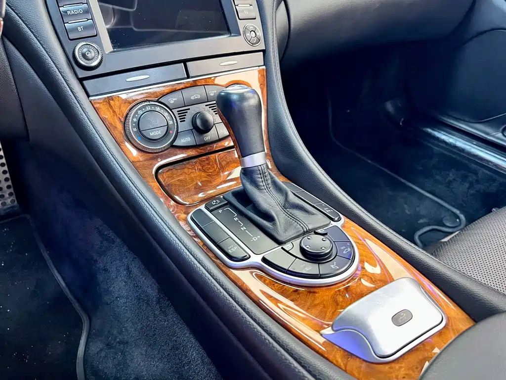 Mercedes-Benz SL-Class — миниатюра 21