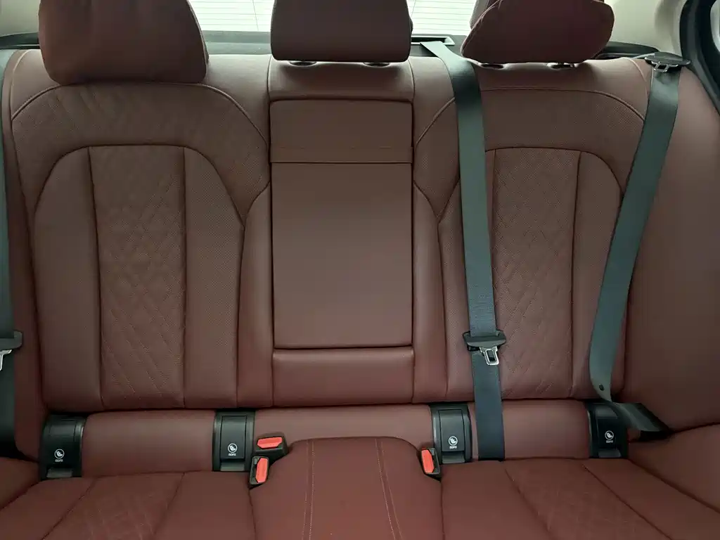 BMW i3 — миниатюра 9