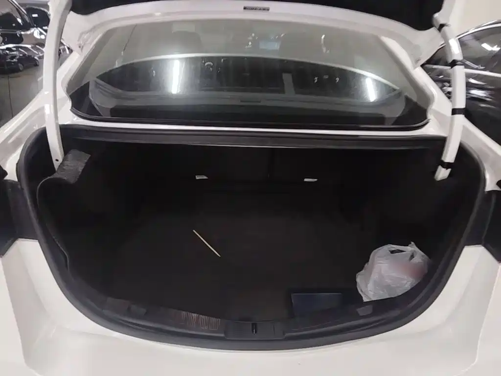 Ford Mondeo — миниатюра 19