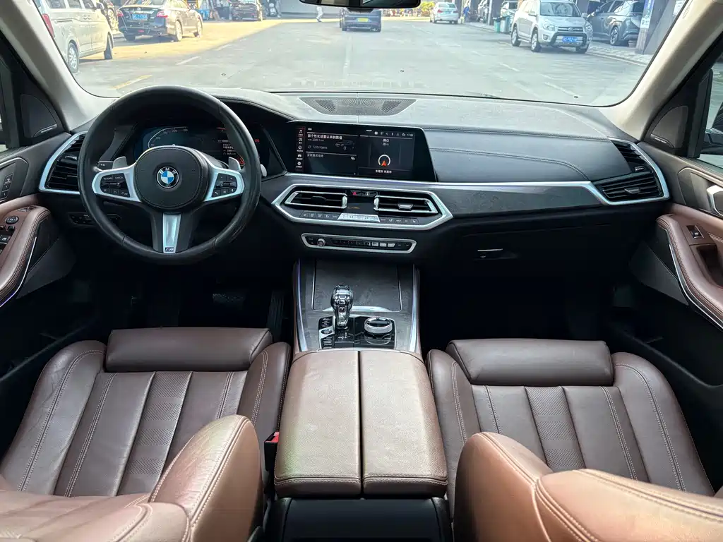 BMW X5 2020 xDrive40i M Sport