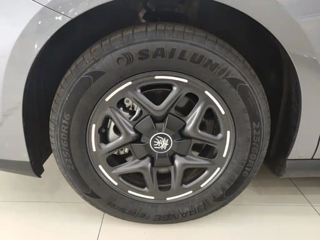 BYD Qin PLUS — миниатюра 23