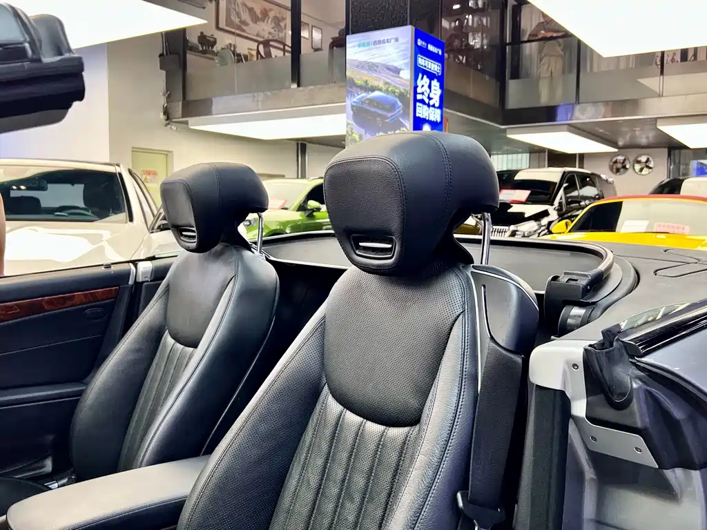 Mercedes-Benz SL-Class — миниатюра 12