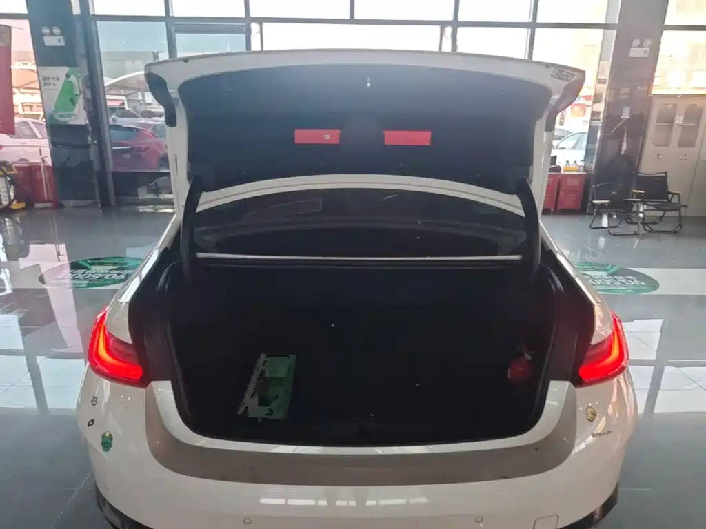 BMW i3 — миниатюра 19