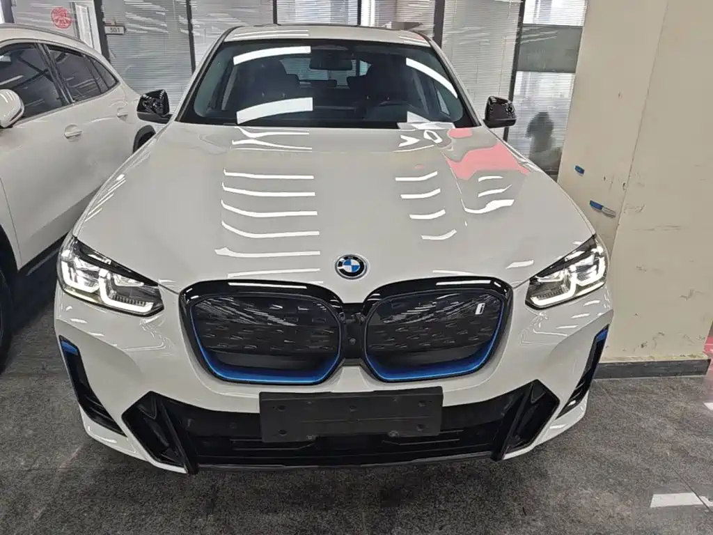 BMW iX3 — миниатюра 3