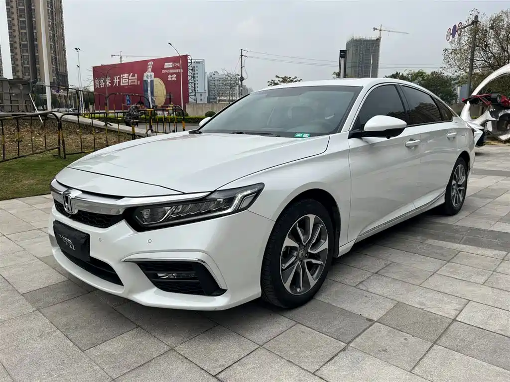 Honda Inspire 2020