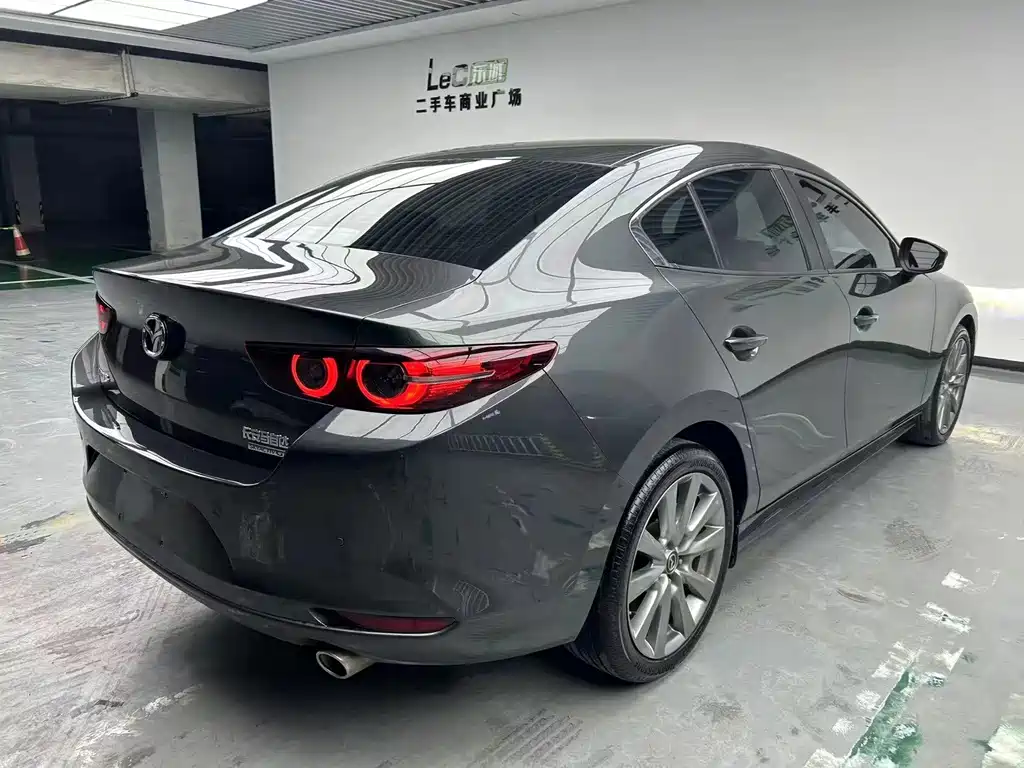 Mazda 3 Axela — миниатюра 6